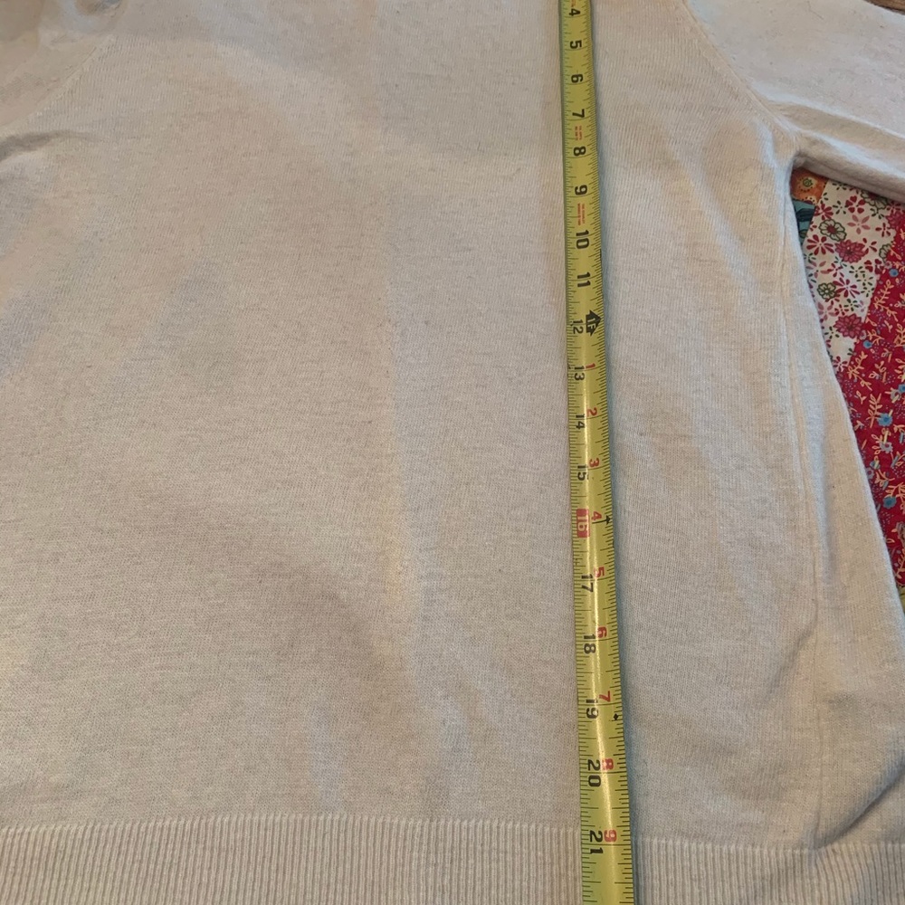 Sweater - Picture 4 of 6